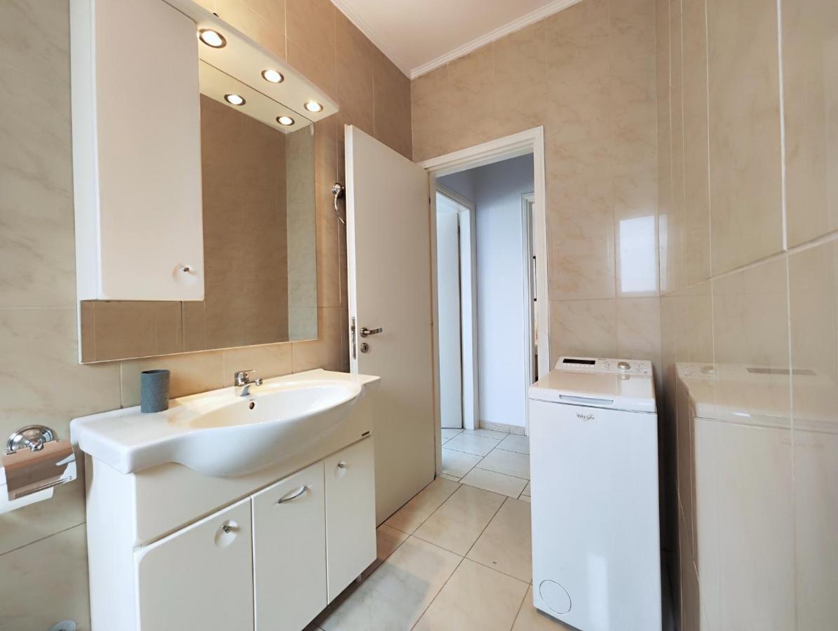 Niovis By Verde Apartments Атина Екстериор снимка